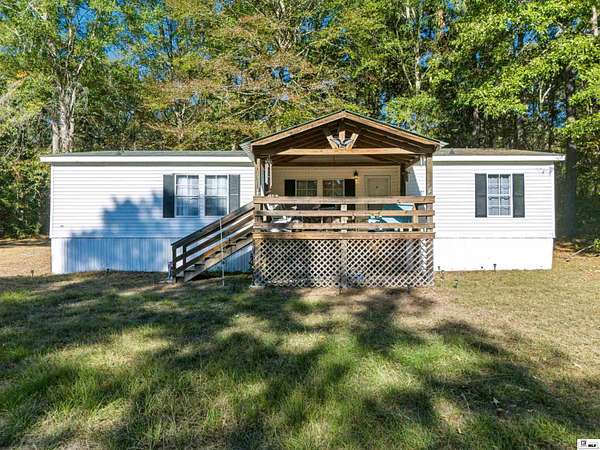 2.28 Acres of Land with Home for Sale in Jonesboro, Louisiana