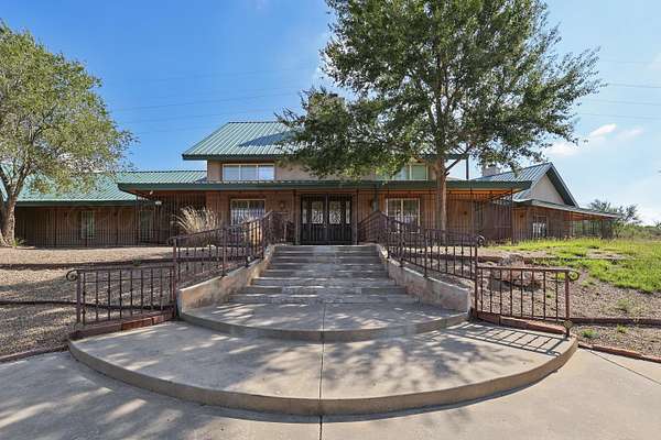 6 Acres of Land with Home for Sale in Amarillo, Texas