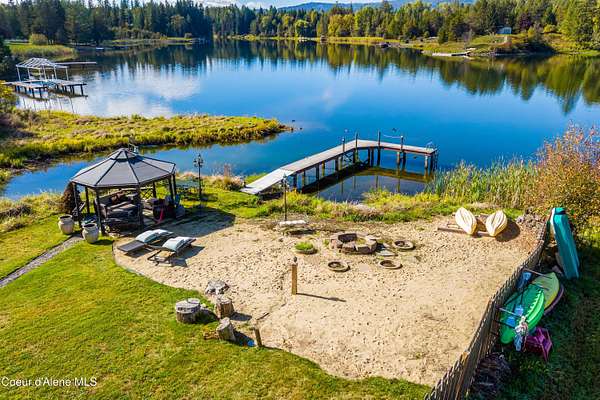1.89 Acres of Land with Home for Sale in Sagle, Idaho