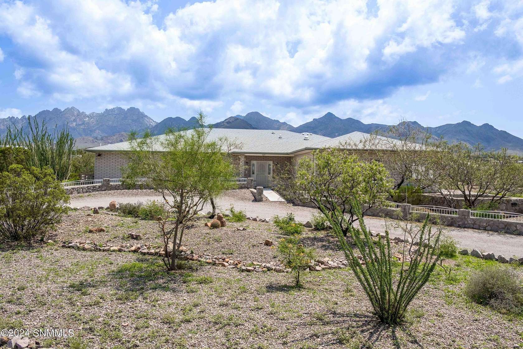 2.1 Acres of Land with Home for Sale in Las Cruces, New Mexico