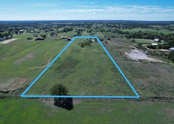 10 Acres of Land for Sale in Springtown, Texas