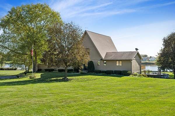 1.8 Acres of Land with Home for Sale in Ingleside, Illinois