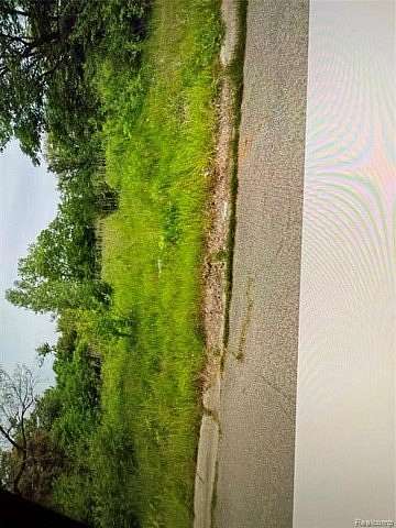 0.3 Acres of Residential Land for Sale in Flint, Michigan