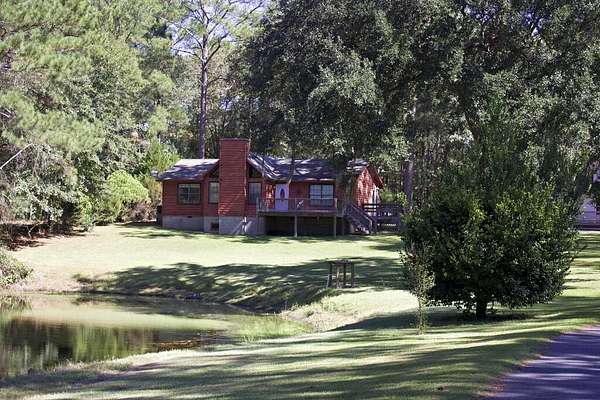 1.89 Acres of Land with Home for Sale in Thomasville, Georgia
