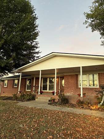 6 Acres of Land with Home for Sale in Eagleville, Tennessee