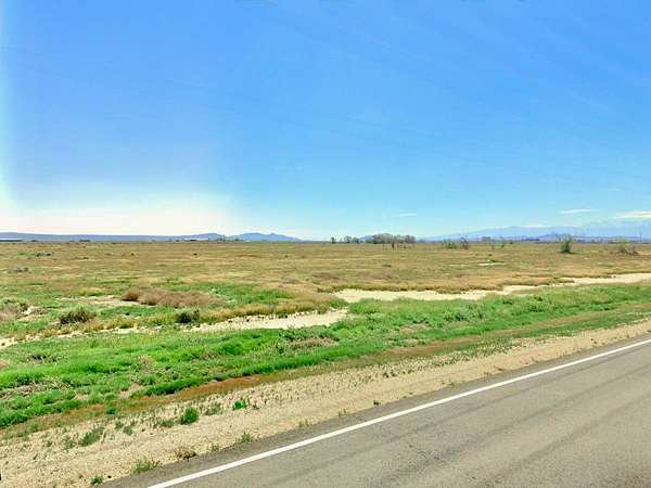 5 Acres of Land for Sale in Lancaster, California