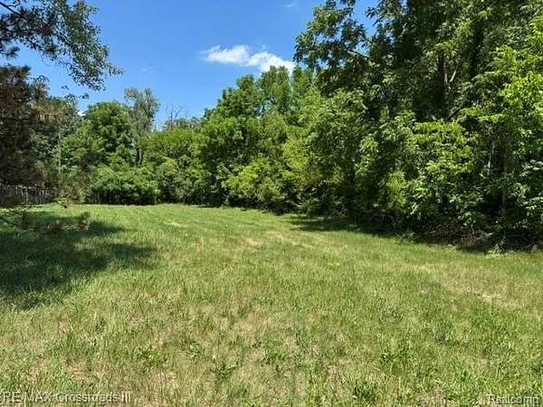 1.9 Acres of Commercial Land for Sale in Romulus, Michigan