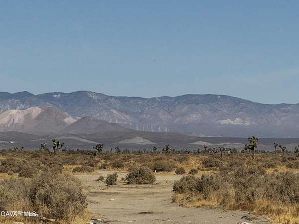 10.1 Acres of Land for Sale in Lancaster, California