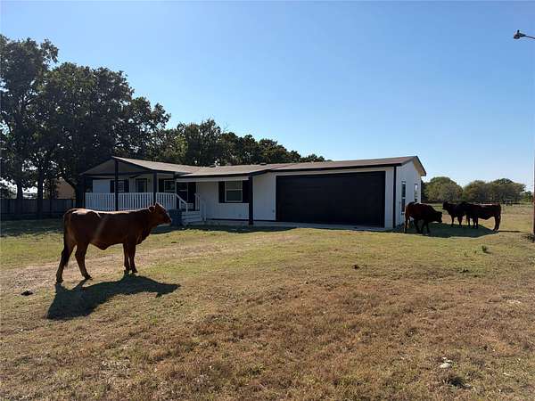 11 Acres of Land with Home for Sale in Scurry, Texas
