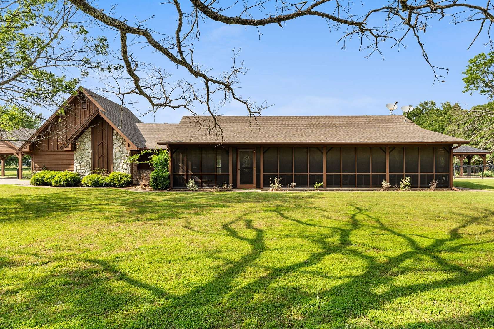 2 Acres of Land with Home for Sale in Quinlan, Texas