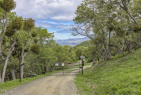 59 Acres of Recreational & Residential Land for Sale in Ashland, Oregon