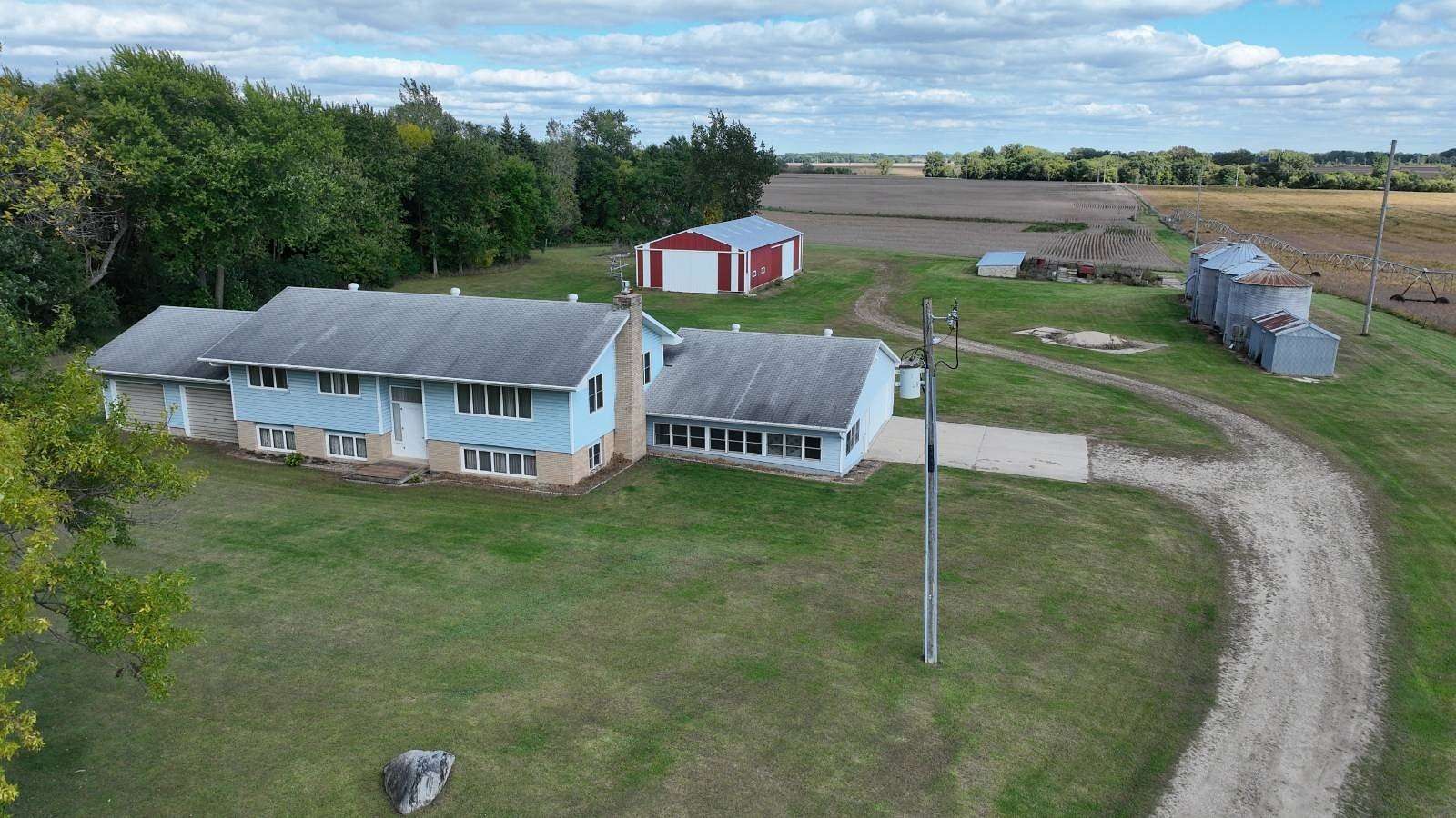 7.5 Acres of Land with Home for Sale in Litchfield, Minnesota