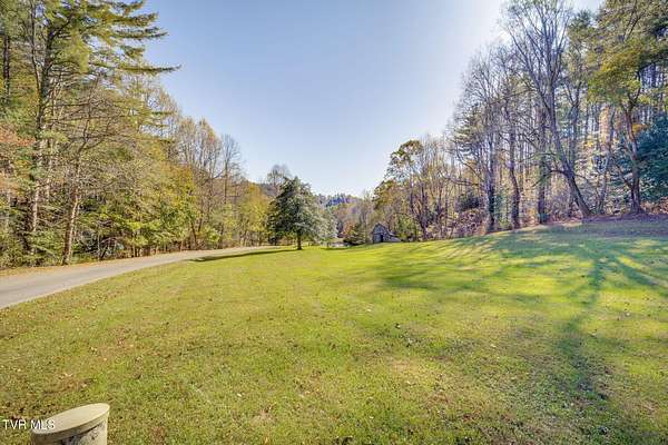 4.5 Acres of Residential Land for Sale in Mountain City, Tennessee