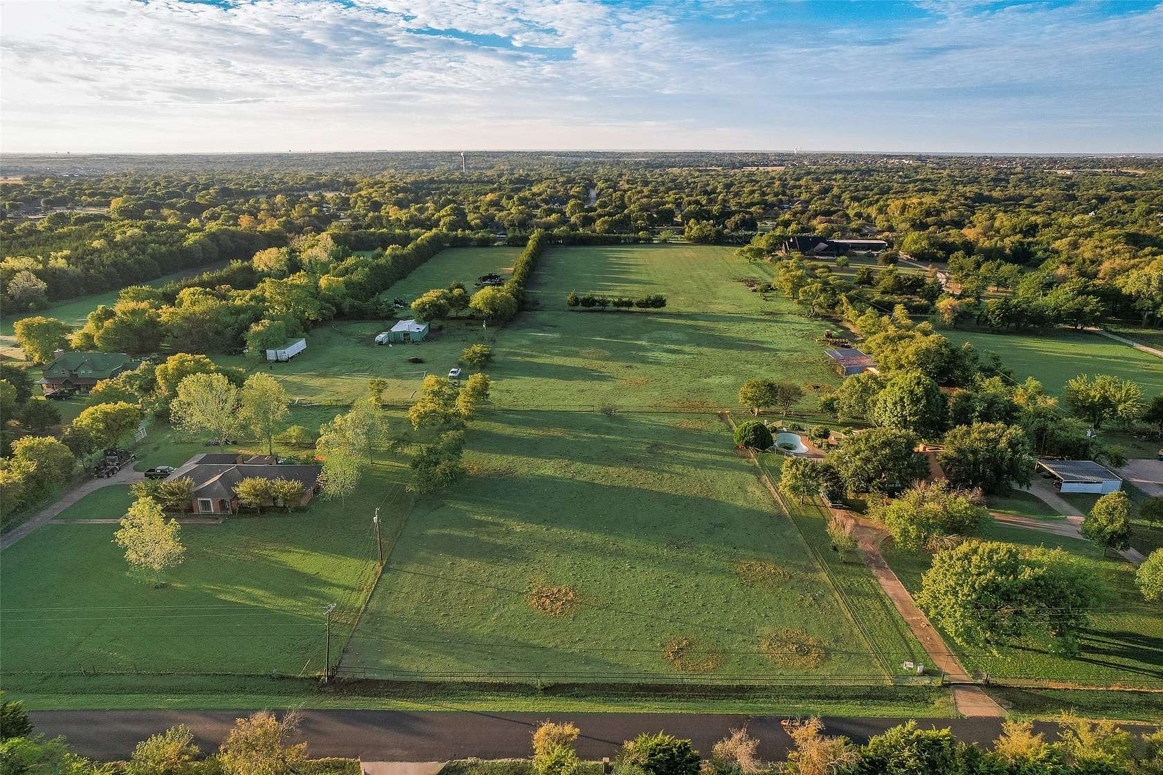 5.8 Acres of Residential Land for Sale in Ovilla, Texas