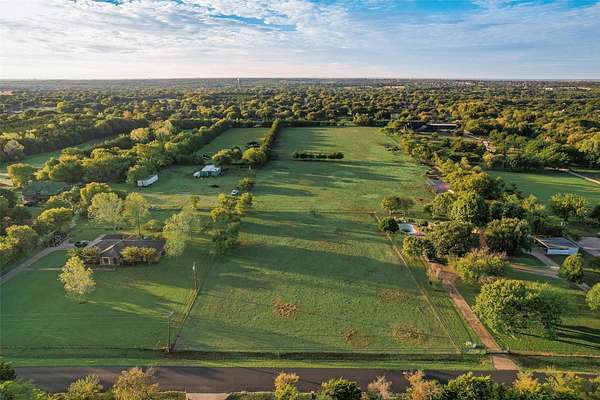 5.8 Acres of Residential Land for Sale in Ovilla, Texas