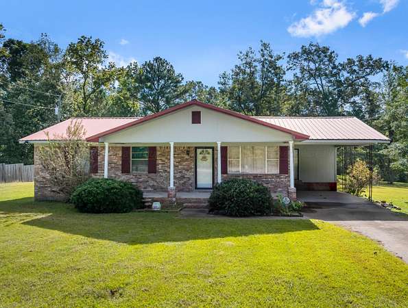 5.2 Acres of Land with Home for Sale in Empire, Alabama