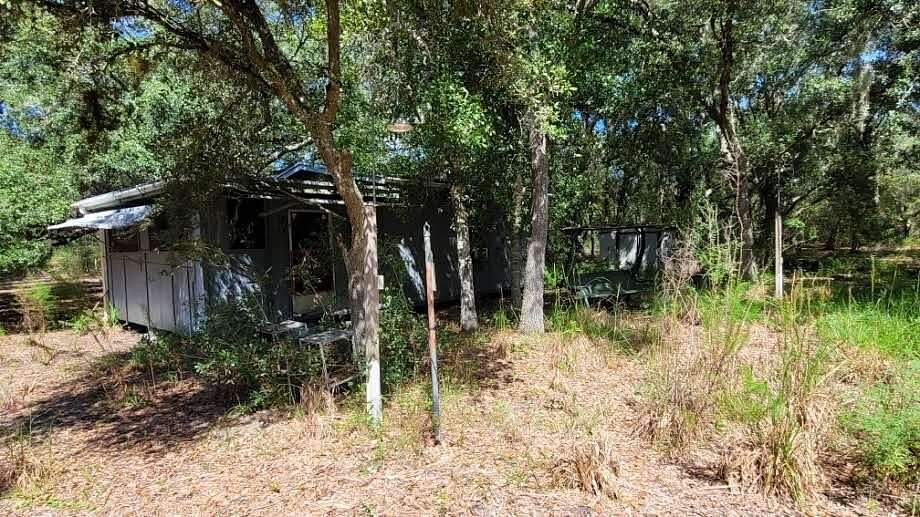 1.25 Acres of Land with Home for Sale in Okeechobee, Florida