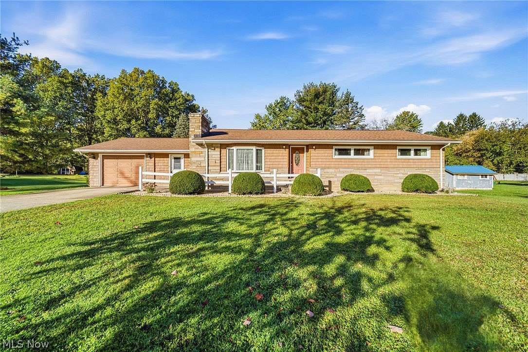 2.5 Acres of Land with Home for Sale in Geneva, Ohio