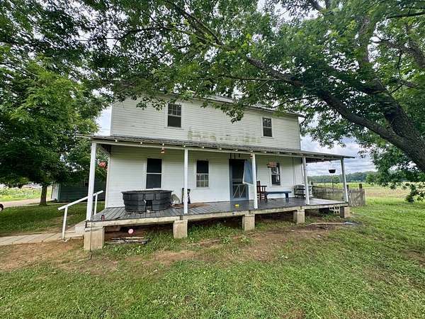 17 Acres of Land with Home for Sale in Randolph, Mississippi