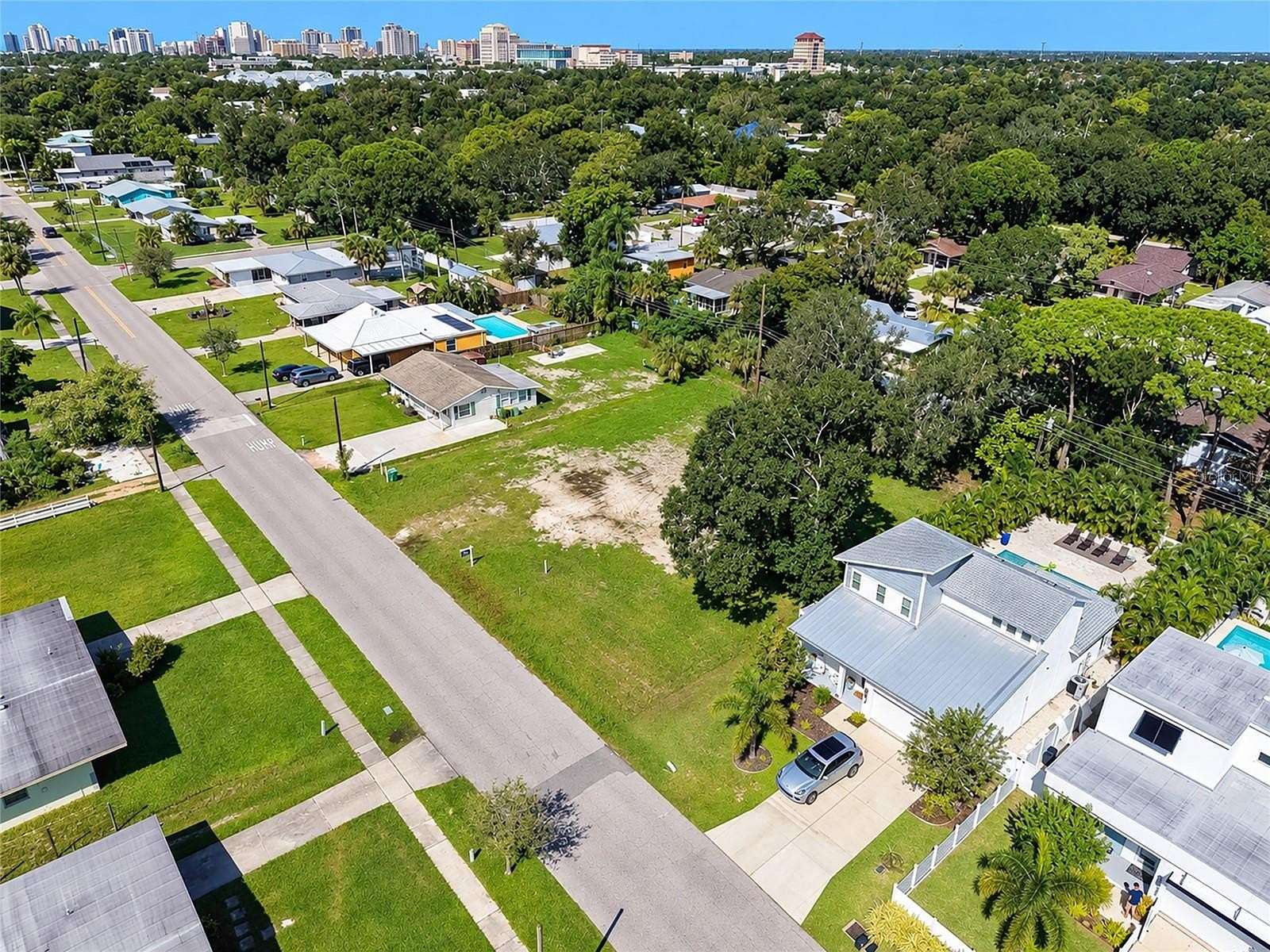 0.4 Acres of Residential Land for Sale in Sarasota, Florida