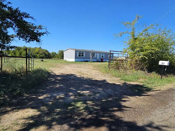 3.7 Acres of Land with Home for Sale in Dike, Texas