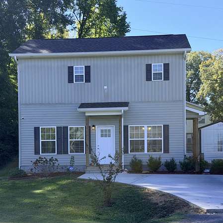 1.5 Acres of Land with Home for Sale in Chattanooga, Tennessee