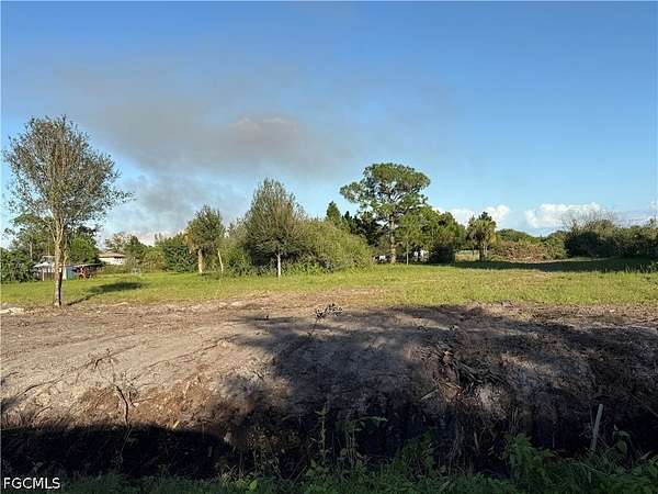 1 Acre of Residential Land for Sale in Clewiston, Florida