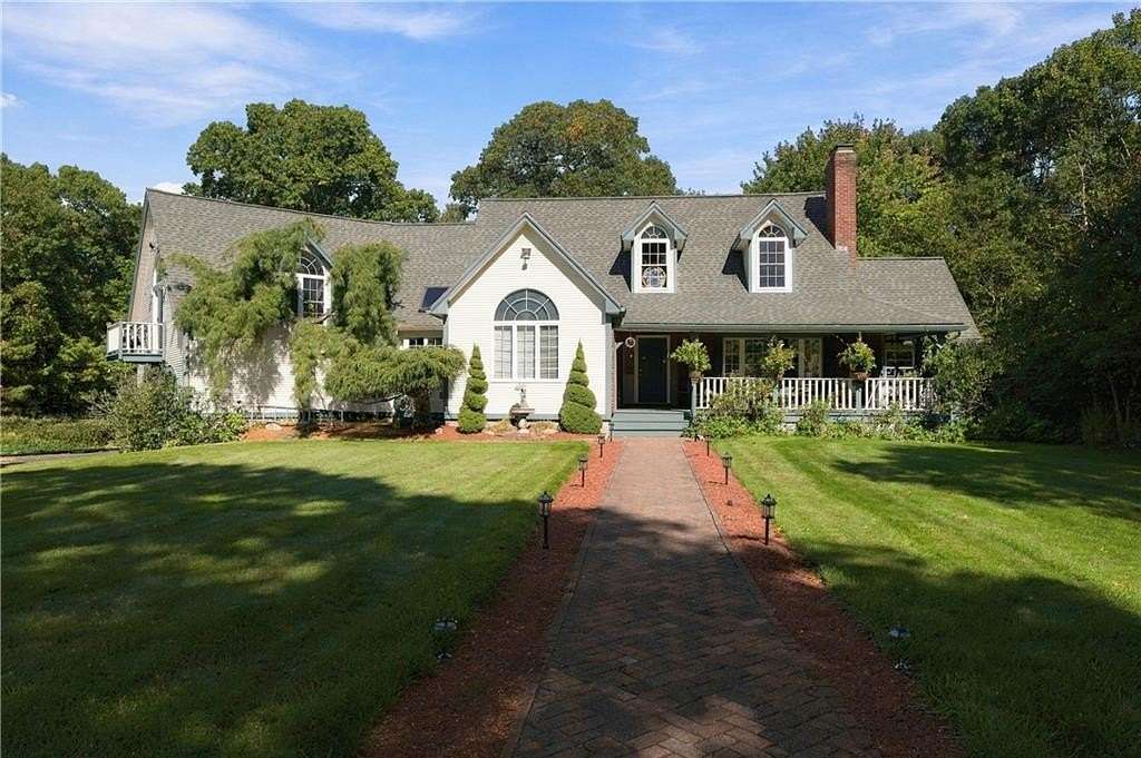 2.56 Acres of Land with Home for Sale in North Smithfield, Rhode Island