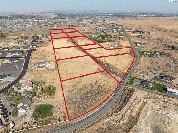 5 Acres of Residential Land for Sale in Kennewick, Washington