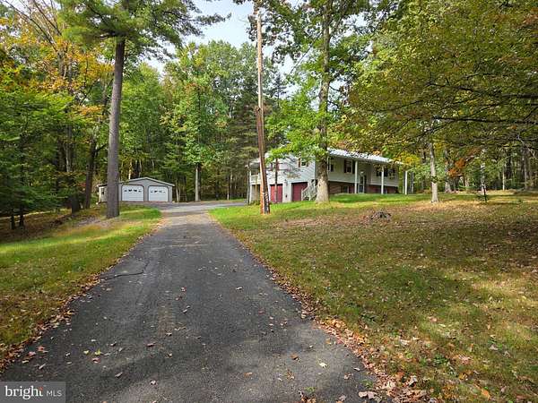 10.5 Acres of Land with Home for Lease in Mifflintown, Pennsylvania