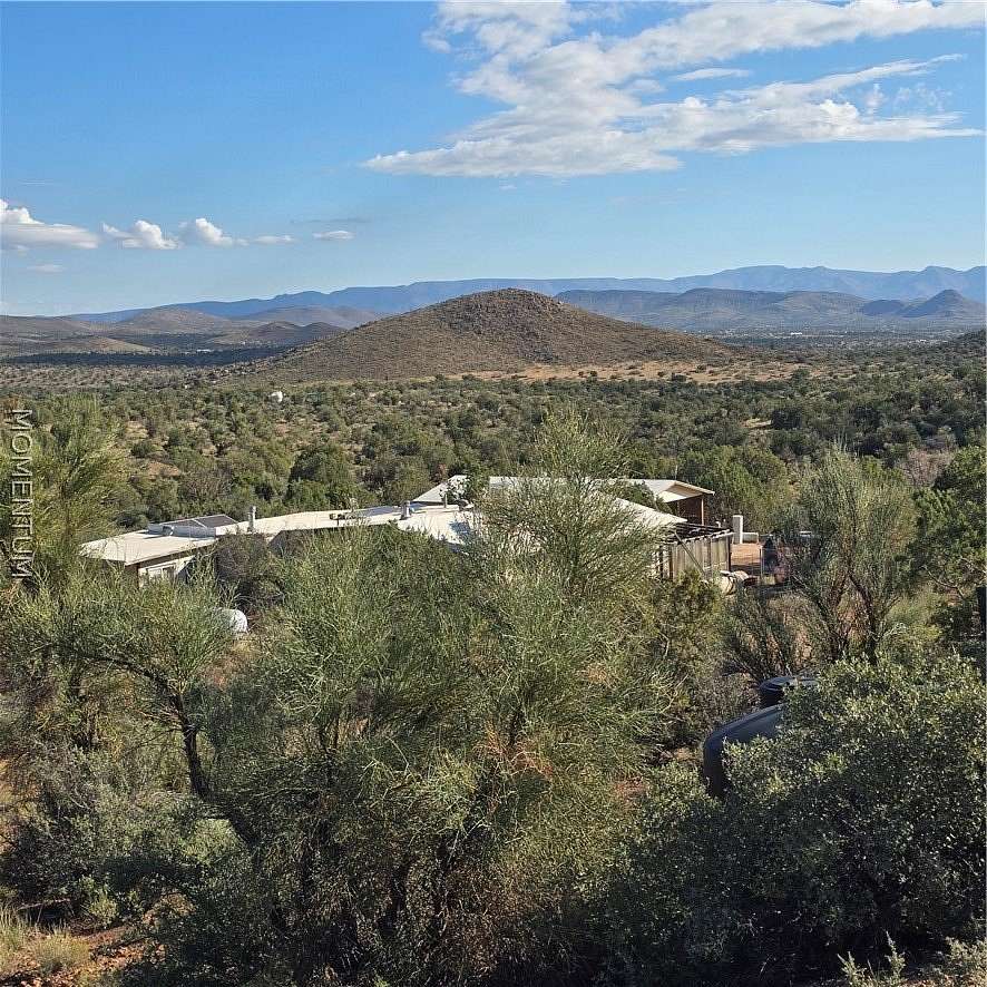 28 Acres of Land with Home for Sale in Kingman, Arizona