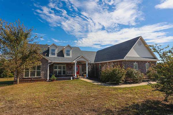 2 Acres of Land with Home for Sale in Russellville, Arkansas