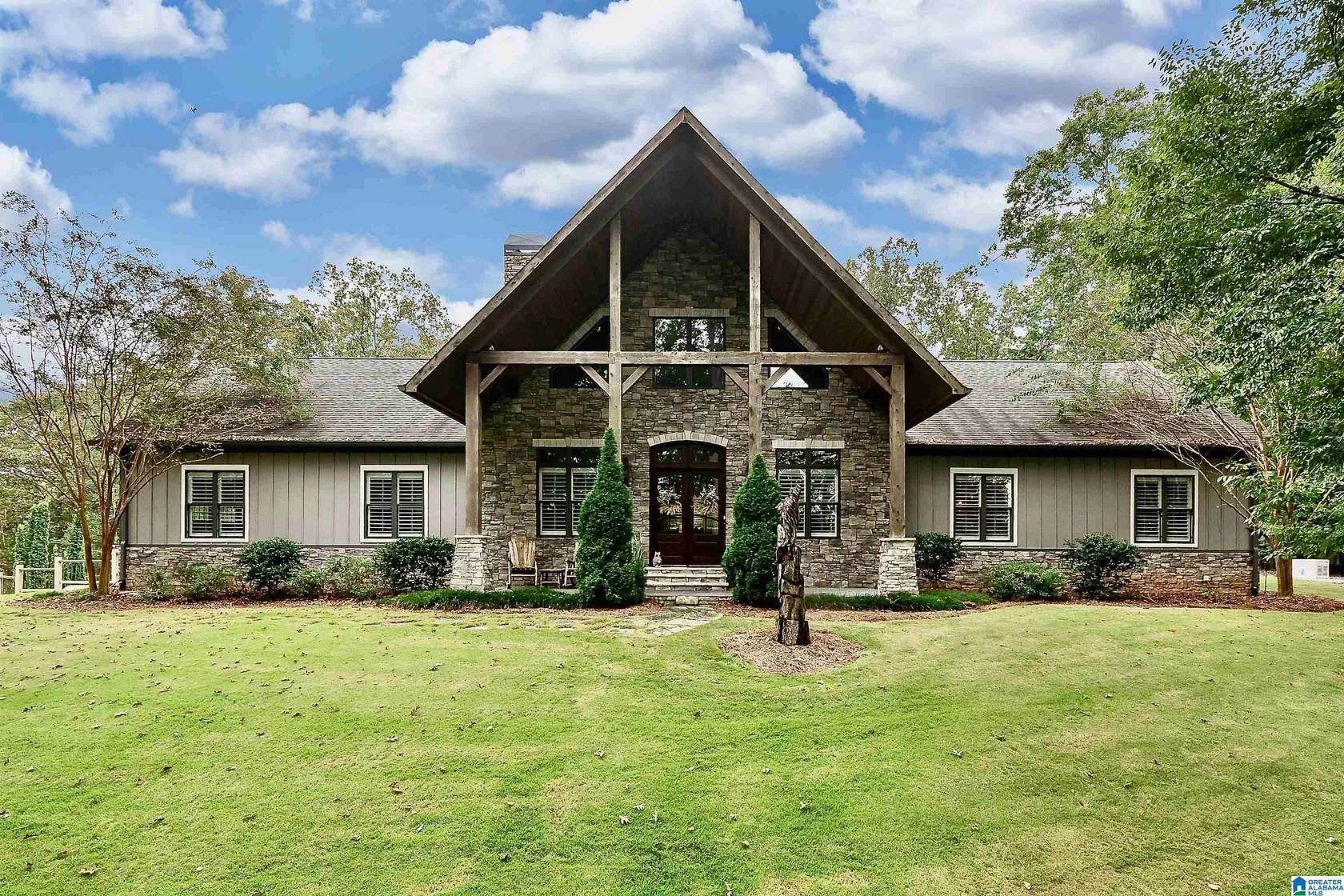 21.4 Acres of Land with Home for Sale in Montevallo, Alabama