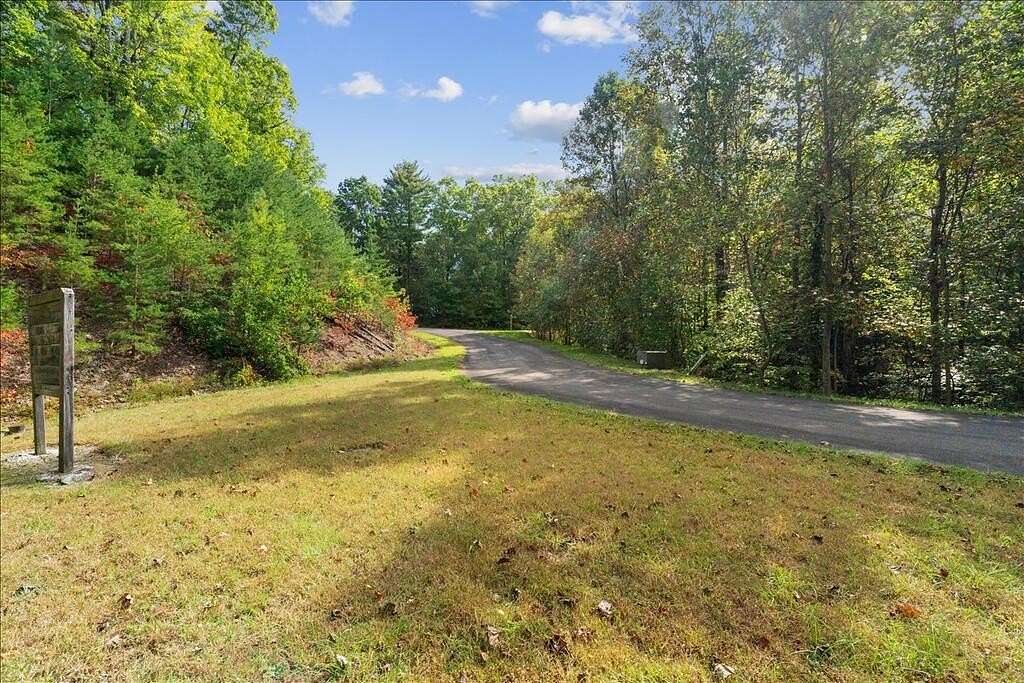 6 Acres of Land for Sale in Chatsworth, Georgia