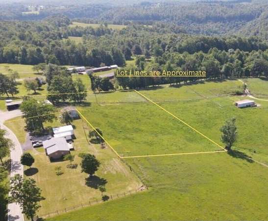 3 Acres of Residential Land for Sale in Frenchburg, Kentucky