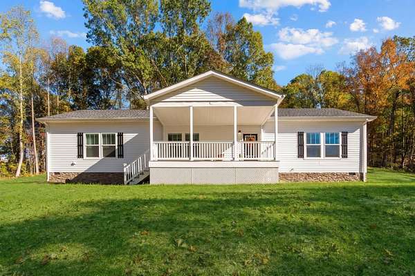 4 Acres of Land with Home for Sale in Fairfield, Virginia