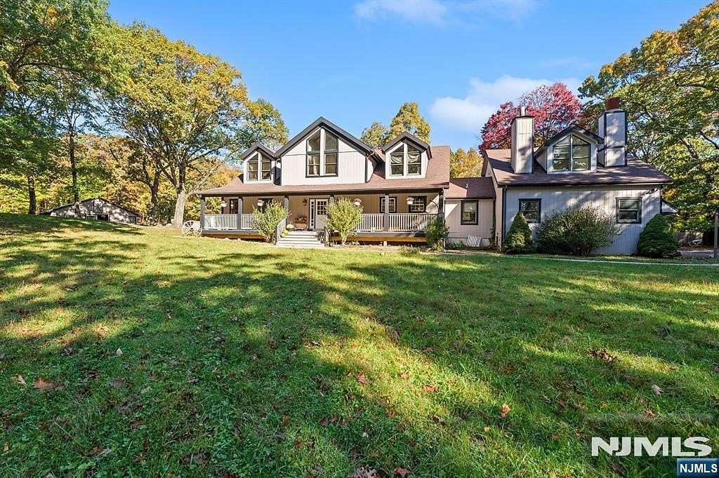 14 Acres of Land with Home for Sale in Mahwah, New Jersey