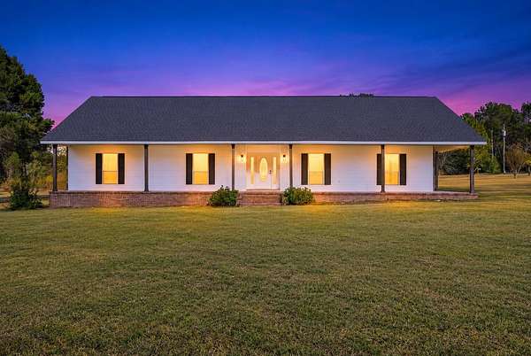 3 Acres of Land with Home for Sale in Hattiesburg, Mississippi
