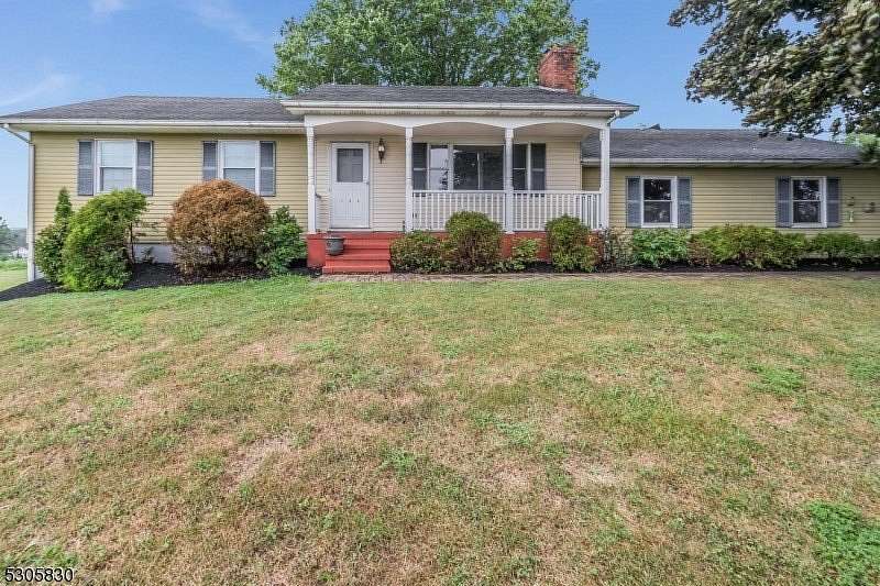 2 Acres of Land with Home for Lease in Readington Township, New Jersey