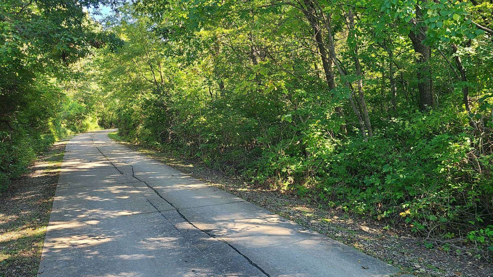 12.4 Acres of Land for Auction in Fort Madison, Iowa