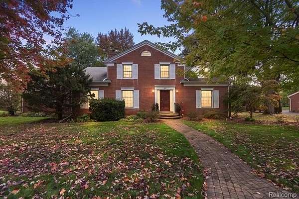 0.45 Acres of Residential Land for Sale in Bloomfield Township, Michigan