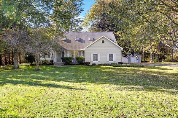 4.29 Acres of Land with Home for Sale in Akron, New York