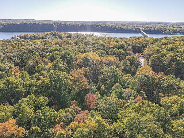 3.1 Acres of Residential Land for Sale in Pittsburg, Missouri