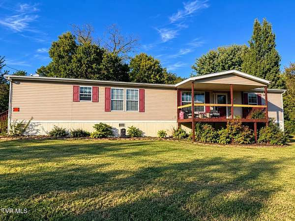 1.5 Acres of Land with Home for Sale in Rogersville, Tennessee