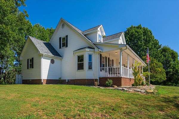 12.1 Acres of Land with Home for Sale in Richmond, Kentucky