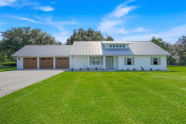 2.3 Acres of Land with Home for Sale in Clermont, Florida