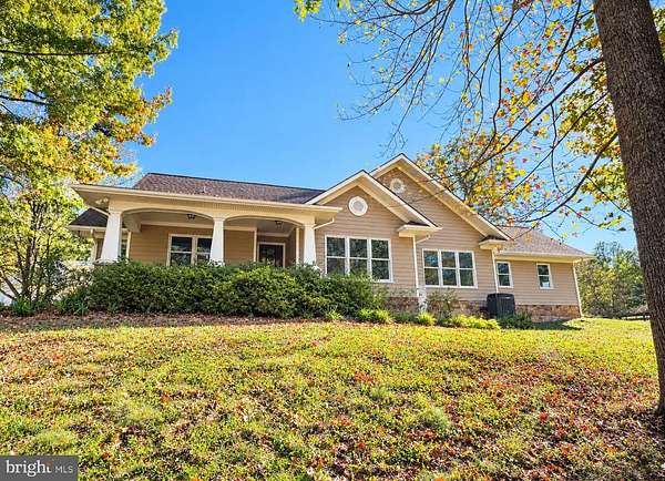 20.6 Acres of Land with Home for Sale in Rochelle, Virginia