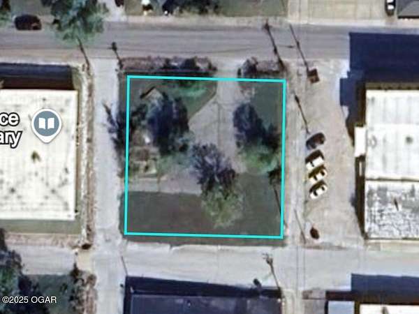 0.33 Acres of Mixed-Use Land for Sale in Mount Vernon, Missouri