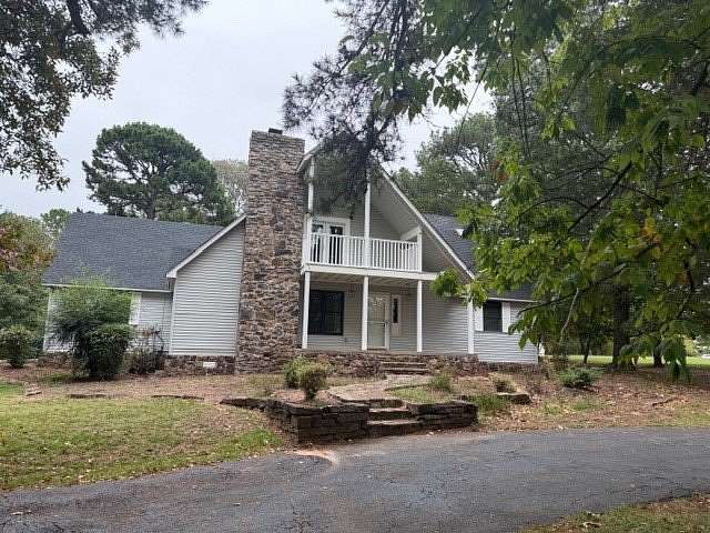 1.69 Acres of Land with Home for Sale in Russellville, Arkansas