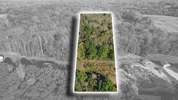 5 Acres of Land for Sale in Clarksville, Tennessee